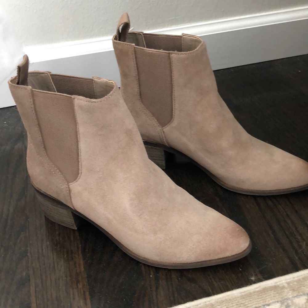 ✨price drop ✨BRAND NEW dolce vita booties